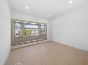 1676 W 24th, Los Angeles CA 90007