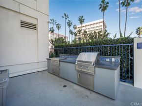 525 E Seaside Way 409, Long Beach CA 90802