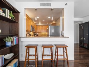 525 E Seaside Way 409, Long Beach CA 90802