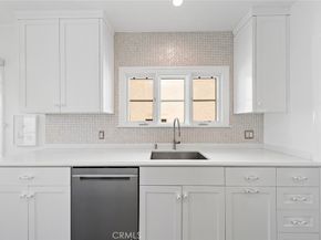 237 Covina, Long Beach CA 90803