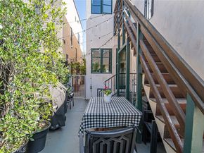 237 Covina, Long Beach CA 90803