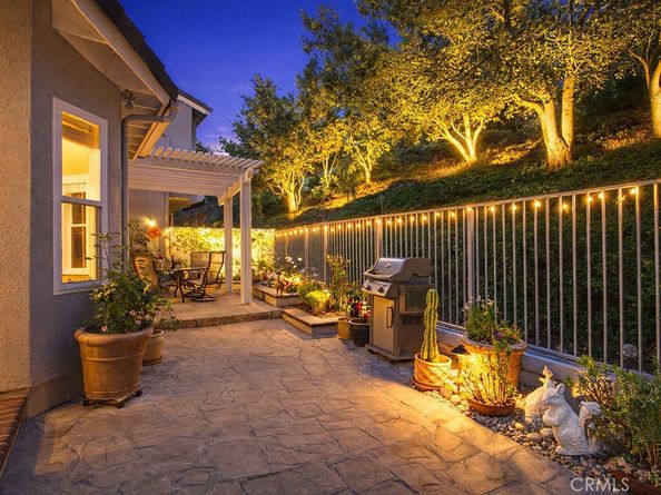 847 S Amber Lane, Anaheim Hills CA 92807
