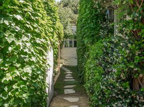 4070 Garden Avenue, Los Angeles CA 90039