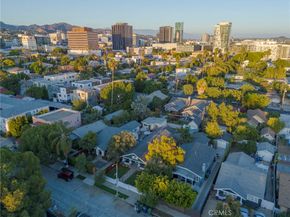 1322 N June Street, Los Angeles CA 90028