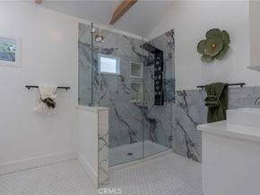 1322 N June Street, Los Angeles CA 90028