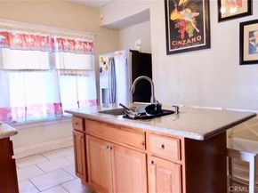 640 E 49th Street, Los Angeles CA 90011