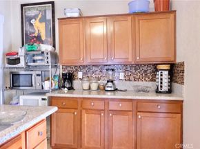 640 E 49th Street, Los Angeles CA 90011