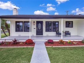 3605 Lomina Avenue, Long Beach CA 90808