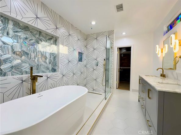 3605 Lomina Avenue, Long Beach CA 90808