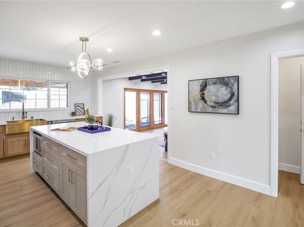 3605 Lomina Avenue, Long Beach CA 90808