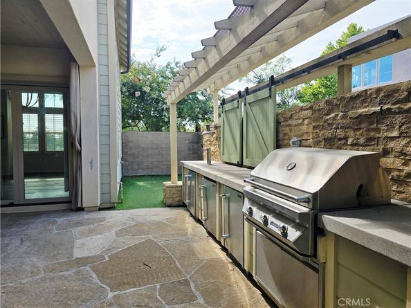 101 Newall, Irvine CA 92618