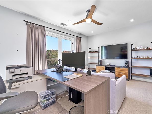 57 Statuary, Irvine CA 92620