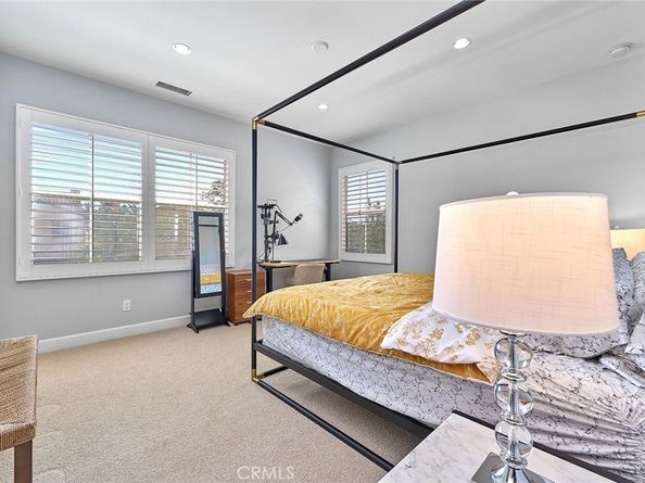 57 Statuary, Irvine CA 92620