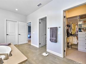 57 Statuary, Irvine CA 92620
