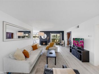 2386 E Del Mar Boulevard