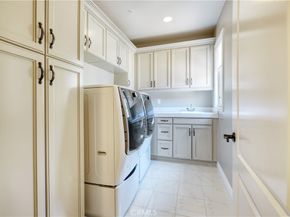 46 Shadybend, Irvine CA 92602