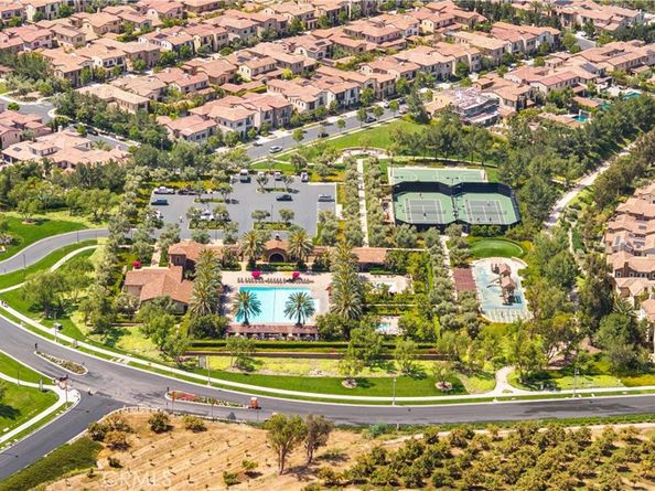 46 Shadybend, Irvine CA 92602