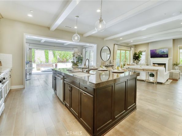 46 Shadybend, Irvine CA 92602