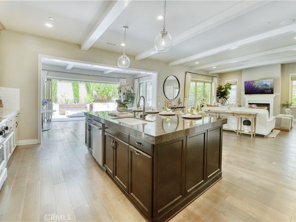 46 Shadybend, Irvine CA 92602