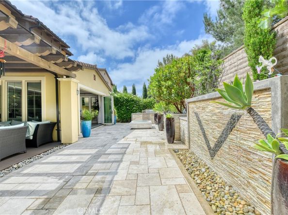 46 Shadybend, Irvine CA 92602