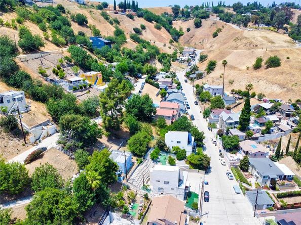 2602 Onyx Drive, Los Angeles CA 90032