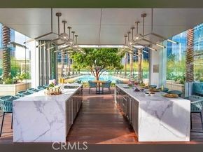 877 Francisco St #728, Los Angeles CA 90017