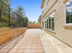 20611 W Chestnut Circle, Porter Ranch CA 91326