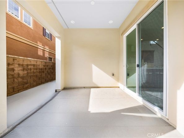 20611 W Chestnut Circle, Porter Ranch CA 91326