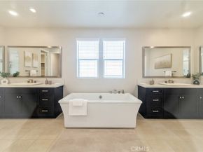 113 Measure, Irvine CA 92618