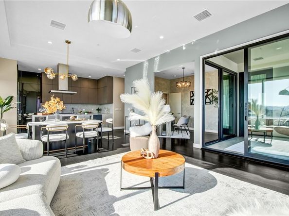 388 Cordova Street 710, Pasadena CA 91101
