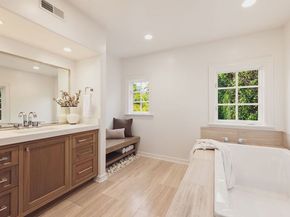 241 19th Street, Santa Monica CA 90402