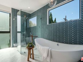 3601 Wade Street, Los Angeles CA 90066
