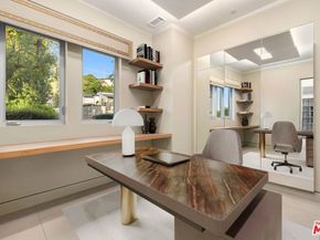 4005 Dixie Canyon Avenue, Sherman Oaks CA 91423