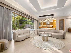 4005 Dixie Canyon Avenue, Sherman Oaks CA 91423