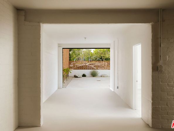 2218 Pico Boulevard, Santa Monica CA 90405