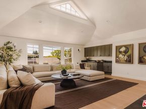 2179 Linda Flora Drive, Los Angeles CA 90077