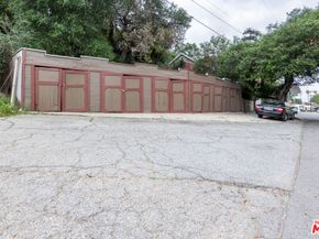 1458 Sutherland Street, Los Angeles CA 90026