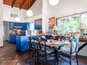 1458 Sutherland Street, Los Angeles CA 90026