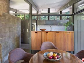 12450 Rochedale Lane, Los Angeles CA 90049