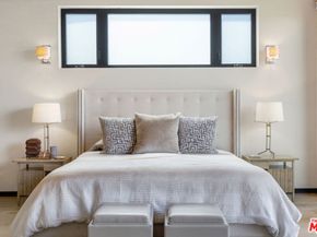 2325 Cloy Avenue, Venice CA 90291