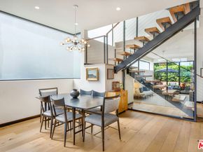 2325 Cloy Avenue, Venice CA 90291