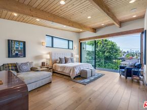 2325 Cloy Avenue, Venice CA 90291