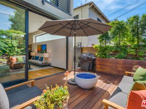 2325 Cloy Avenue, Venice CA 90291