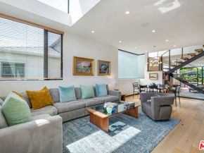2325 Cloy Avenue, Venice CA 90291