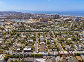 2325 Cloy Avenue, Venice CA 90291