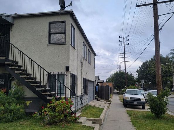 715 W 92nd Street, Los Angeles CA 90044