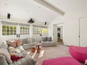 1441 Oriole Drive, Los Angeles CA 90069