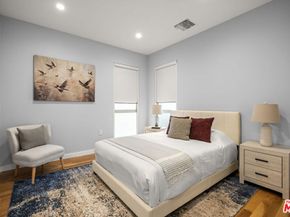 3613 Redwood Avenue, Los Angeles CA 90066