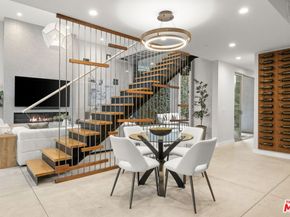 3613 Redwood Avenue, Los Angeles CA 90066