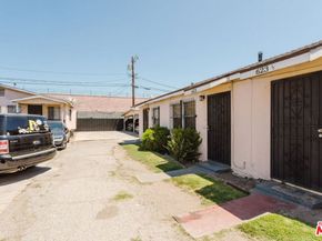 623 E 87th Street, Los Angeles CA 90002
